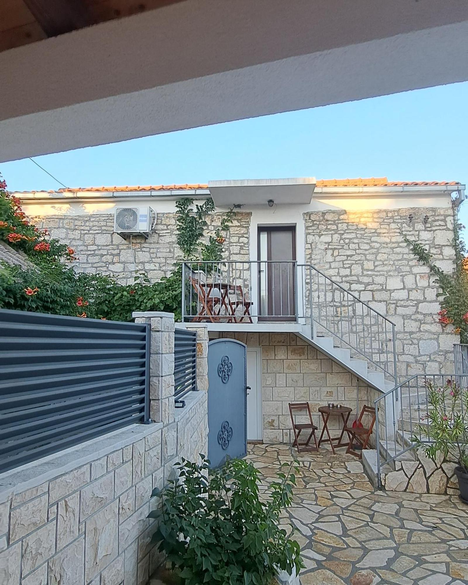 Apartments Tomina Donje Selo na Šolti Exterior foto